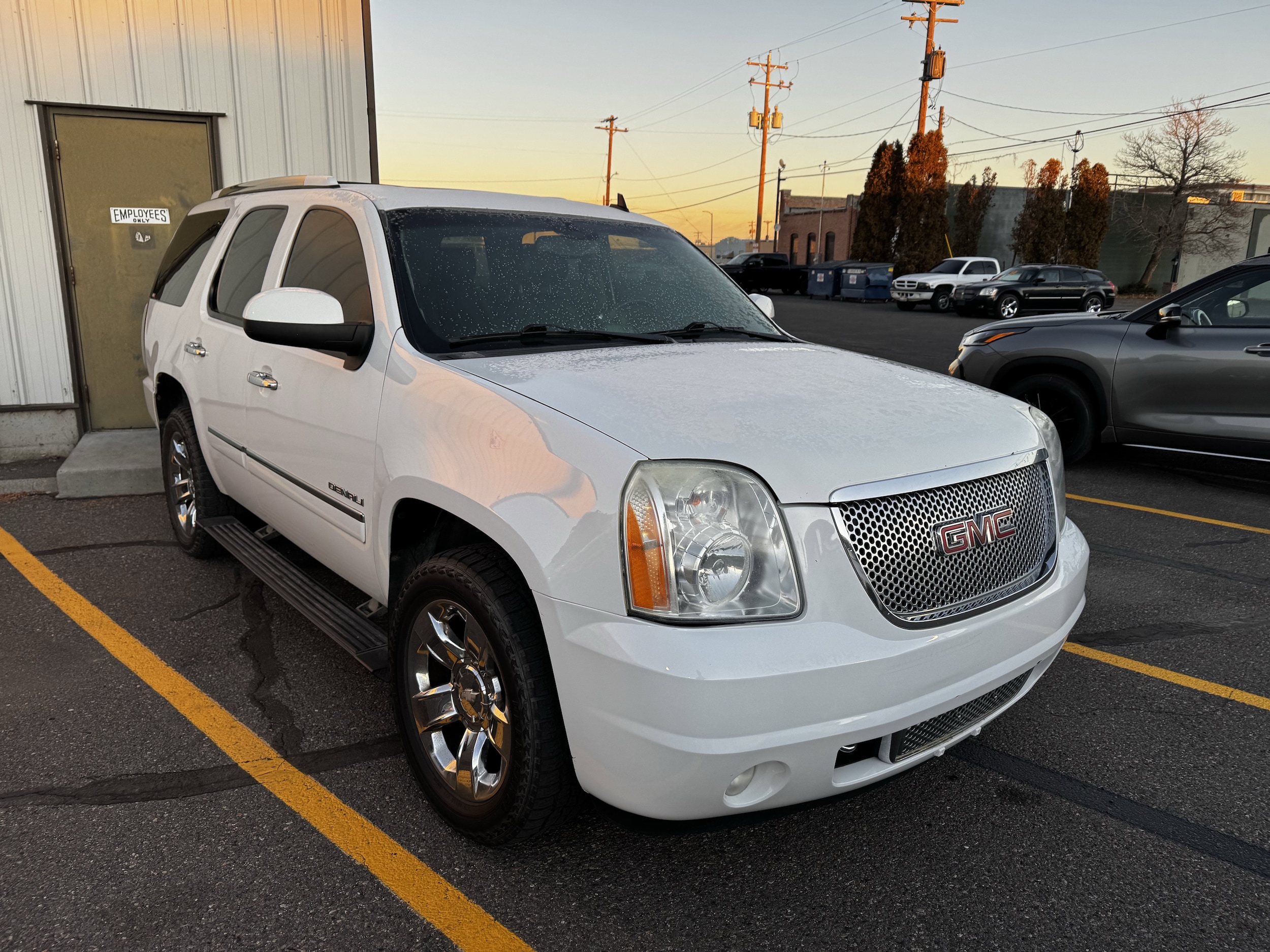 2011 GMC Yukon Denali's photo