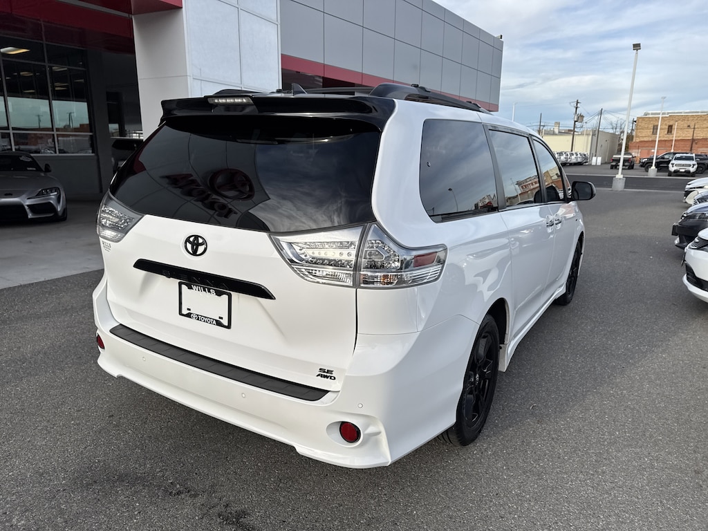 Used 2020 Toyota Sienna SE 7 Passenger Van