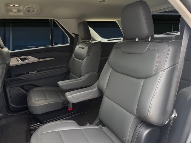 2026 Ford Explorer Active - Photo 12