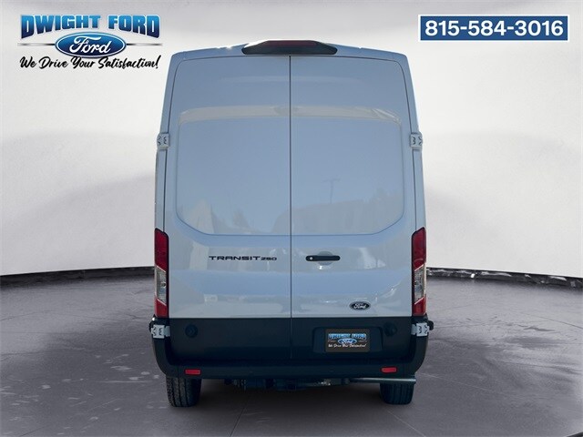 2026 Ford Transit photo 3