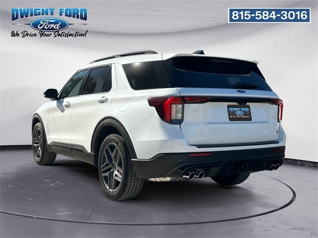 2026 Ford Explorer ST photo 3