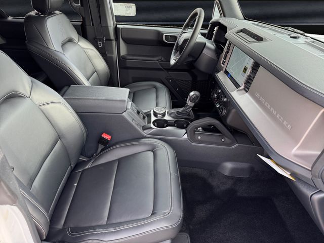 2026 Ford Bronco 4-Door Outer Banks - Photo 15