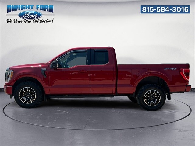 2022 Ford F-150 XLT photo 2