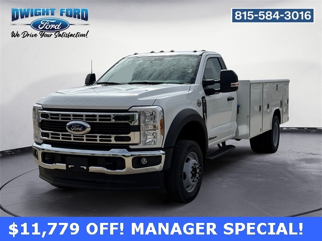 2025 Ford F-450 Chassis Truck Regular Cab 