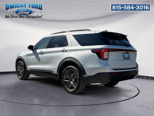 2026 Ford Explorer ST-Line photo 3