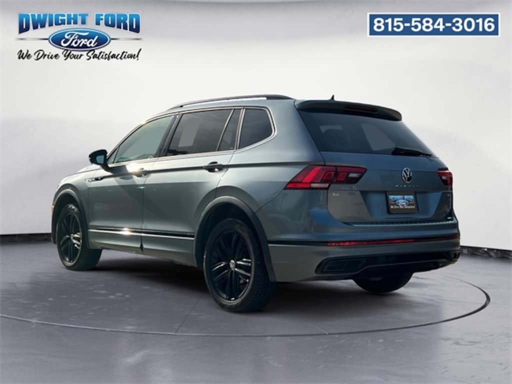 Certified 2022 Volkswagen Tiguan 2.0T SE R-Line Black SUV