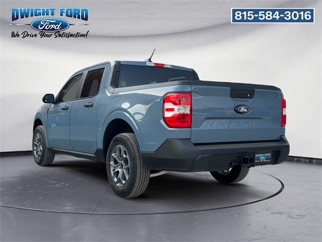 2025 Ford Maverick XLT photo 2