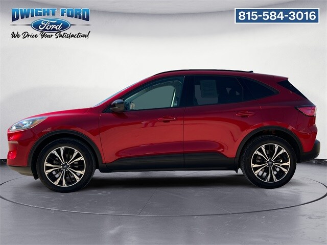 2022 Ford Escape SEL photo 2