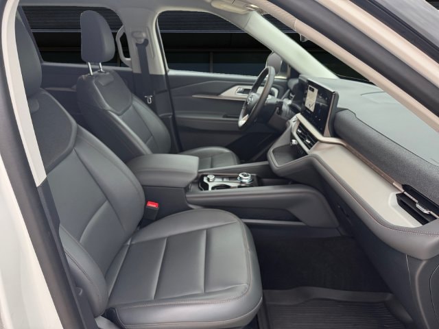2026 Ford Explorer Active - Photo 14