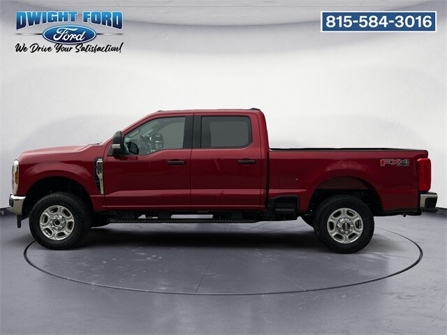 2026 Ford F-250 XLT photo 2