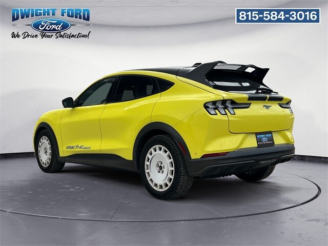 2024 Ford Mustang Mach-E GT photo 3