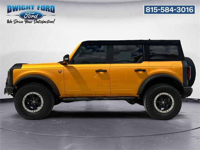 2022 Ford Bronco Badlands photo 2
