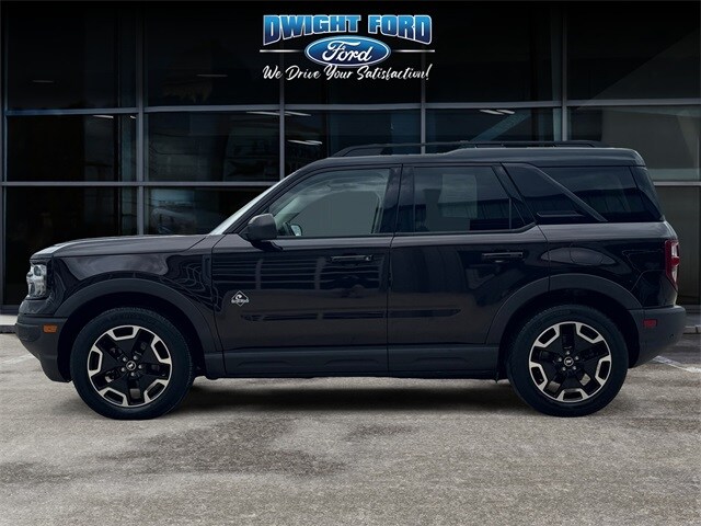2021 Ford Bronco Sport Outer Banks photo 2