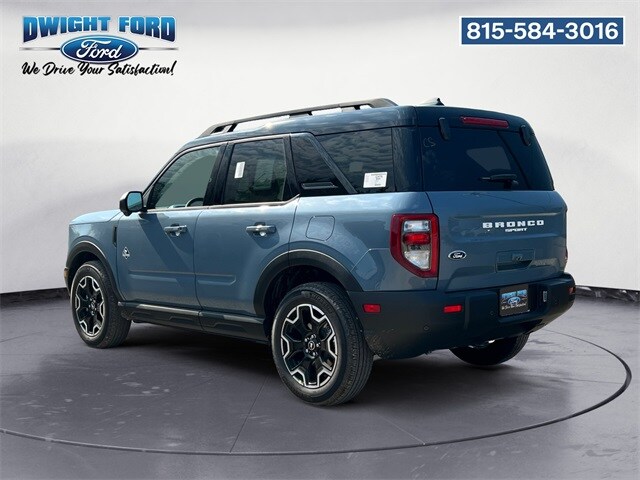 2025 Ford Bronco Sport Outer Banks photo 3