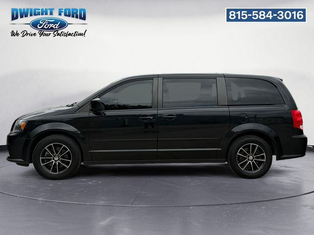Used 2017 Dodge Grand Caravan GT with VIN 2C4RDGEG1HR575431 for sale in Dwight, IL