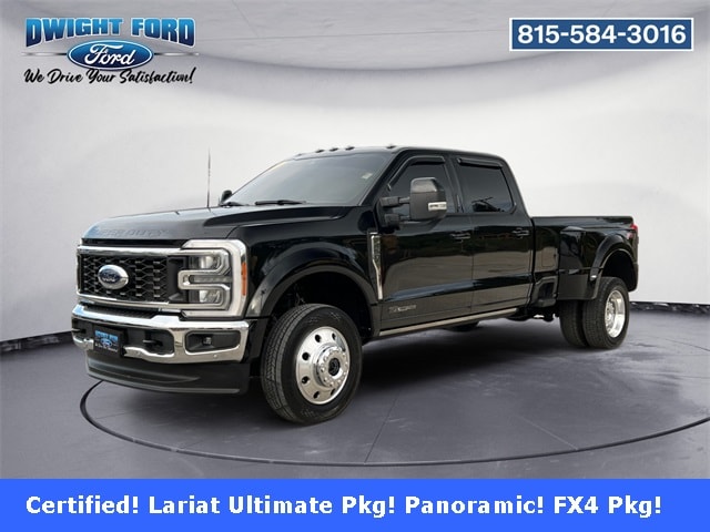 2023 Ford F-450 Super Duty Lariat's photo