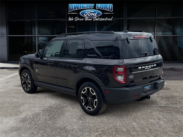 2021 Ford Bronco Sport Outer Banks photo 3