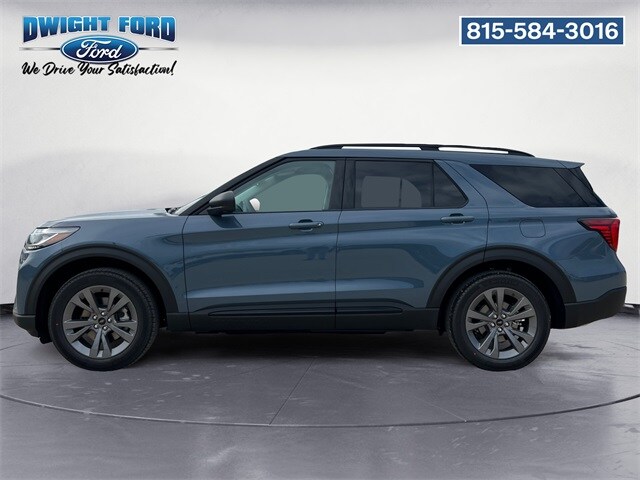 2026 Ford Explorer photo 2