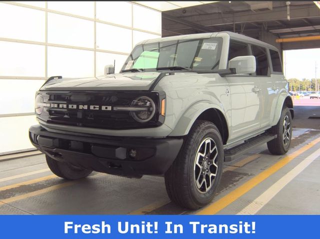 2024 Ford Bronco Outer Banks 4x4's photo