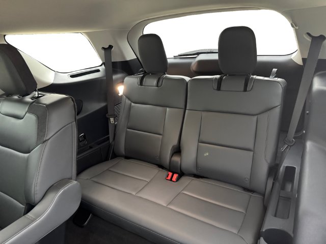 2026 Ford Explorer Active - Photo 19