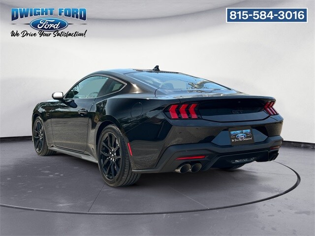 2025 Ford Mustang GT Premium photo 3
