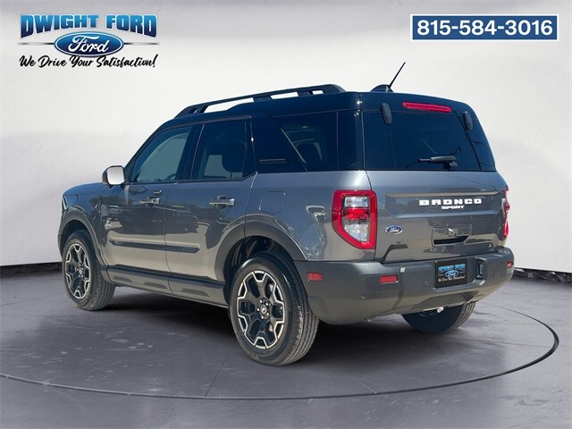 2025 Ford Bronco Sport Outer Banks photo 3