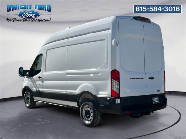 2026 Ford Transit photo 2