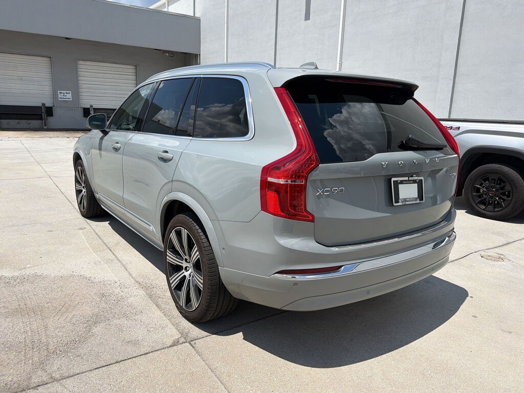 Used 2025 Volvo XC90 plug-in hybrid Plus SUV