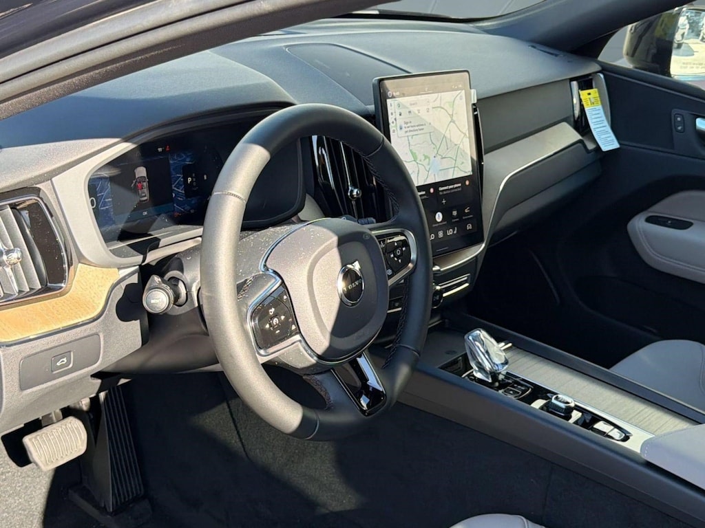 New 2026 Volvo XC60 B5 Plus SUV