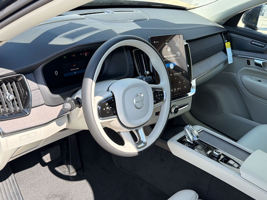 New 2026 Volvo XC90 plug-in hybrid T8 Ultra 7-Seater SUV