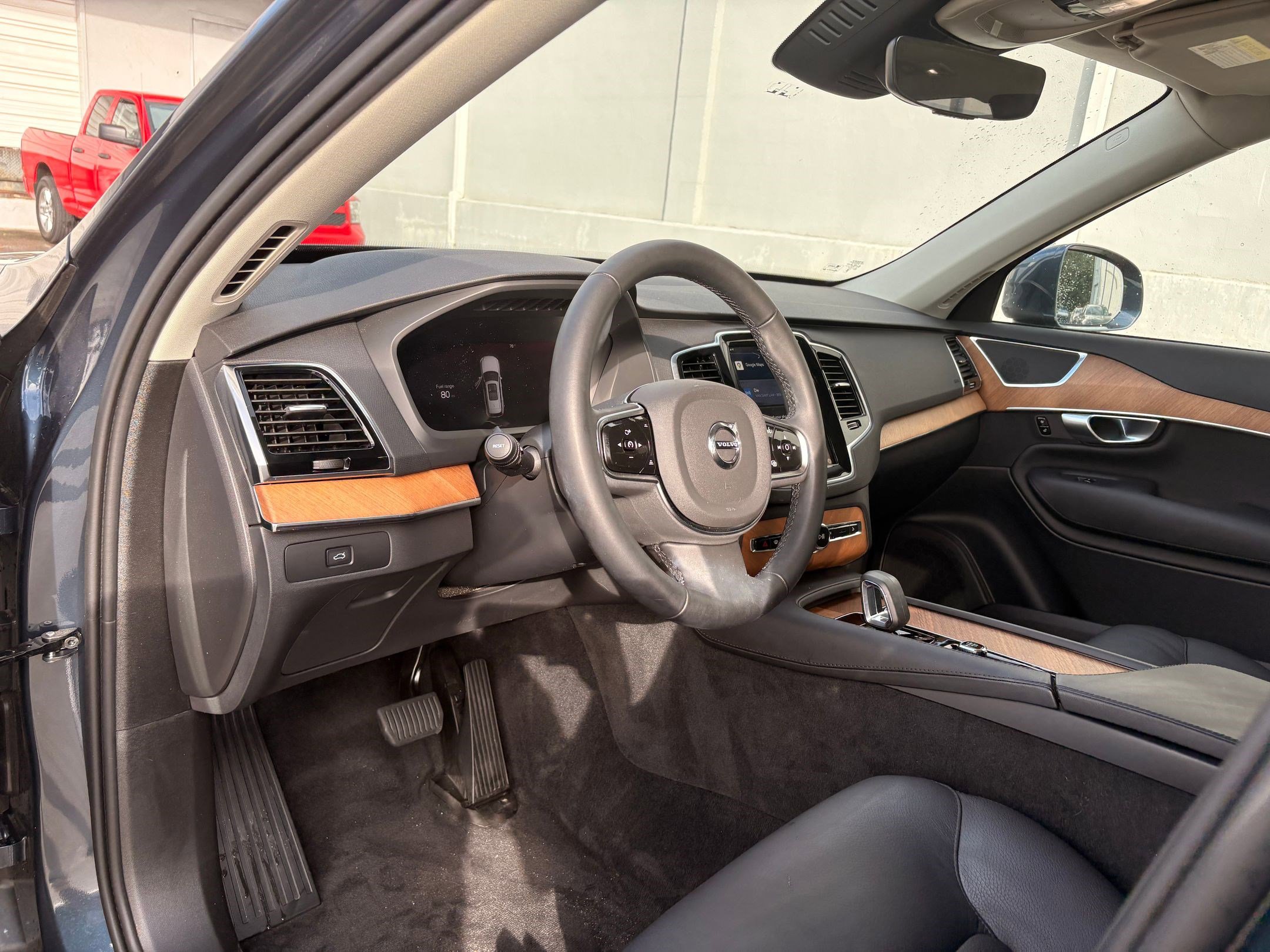 2024 Volvo XC90 Plus photo 3