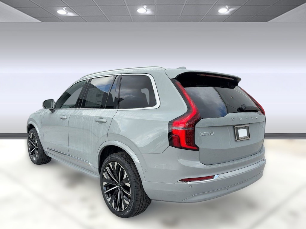 New 2026 Volvo XC90 plug-in hybrid T8 Plus 6-Seater SUV
