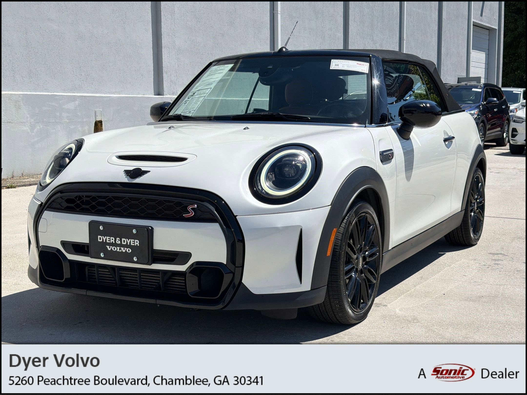 2024 MINI Convertible Cooper S's photo