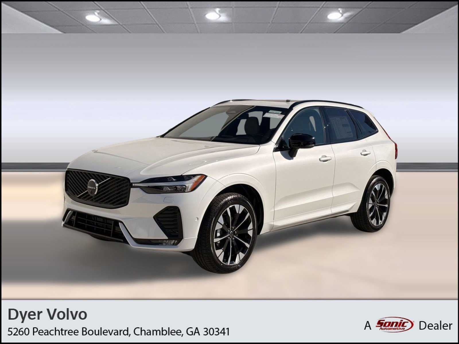 2026 Volvo XC60 Plus's photo
