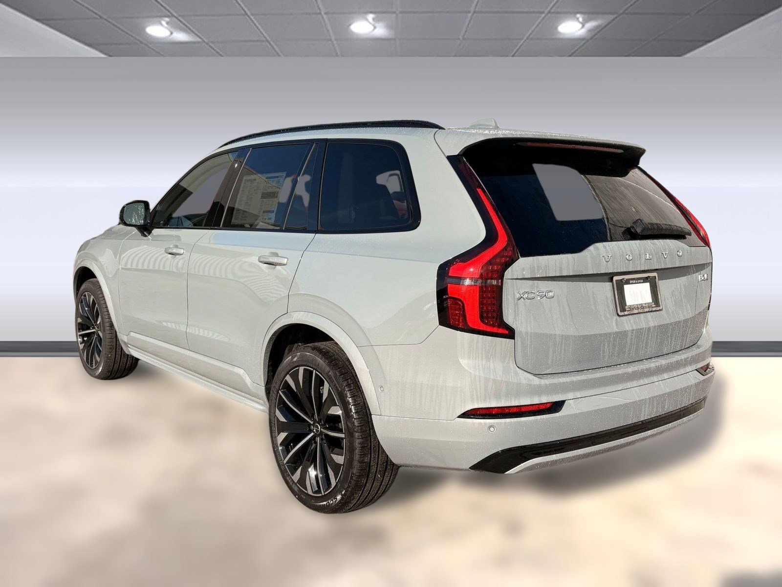 2026 Volvo XC90 photo 3