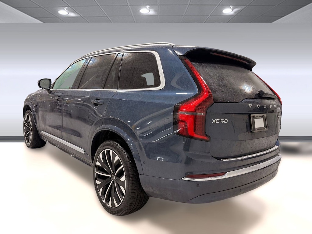 New 2026 Volvo XC90 plug-in hybrid T8 Plus 7-Seater SUV