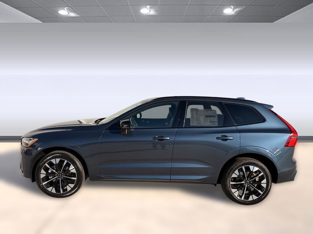 New 2026 Volvo XC60 B5 Plus SUV