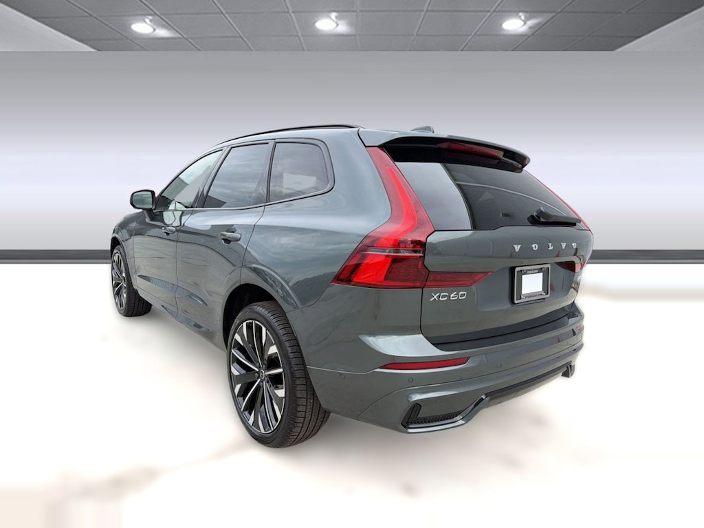 New 2026 Volvo XC60 plug-in hybrid T8 Ultra SUV