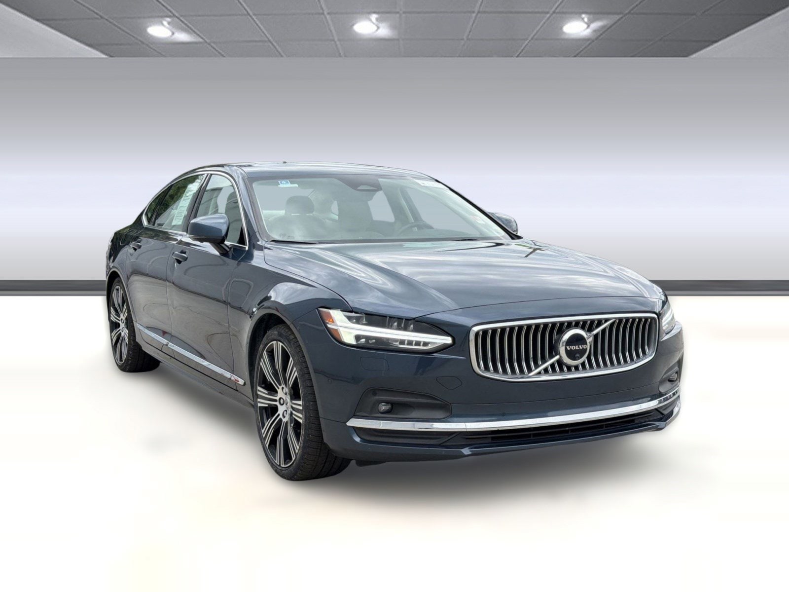 S90 Ultimate Sedan
