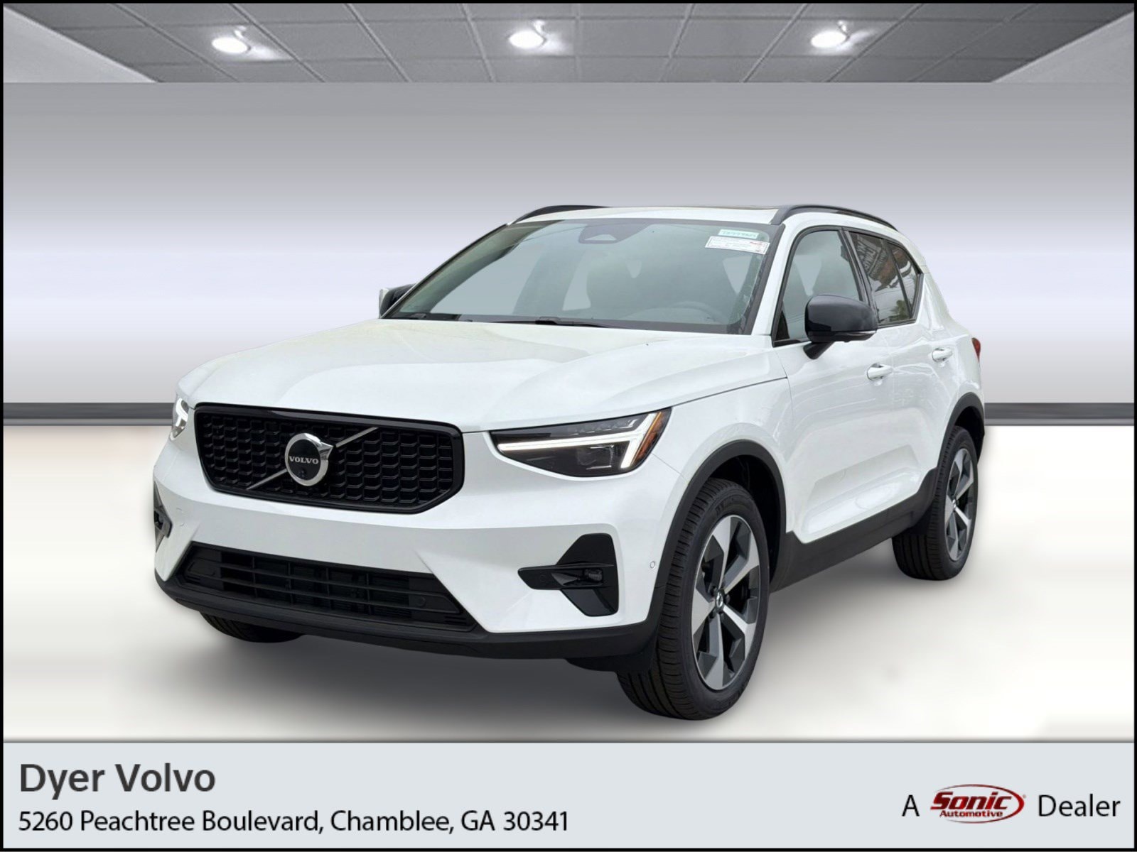2026 Volvo XC40 SUV 