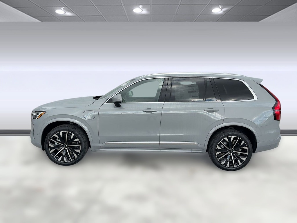 New 2026 Volvo XC90 plug-in hybrid T8 Plus 6-Seater SUV