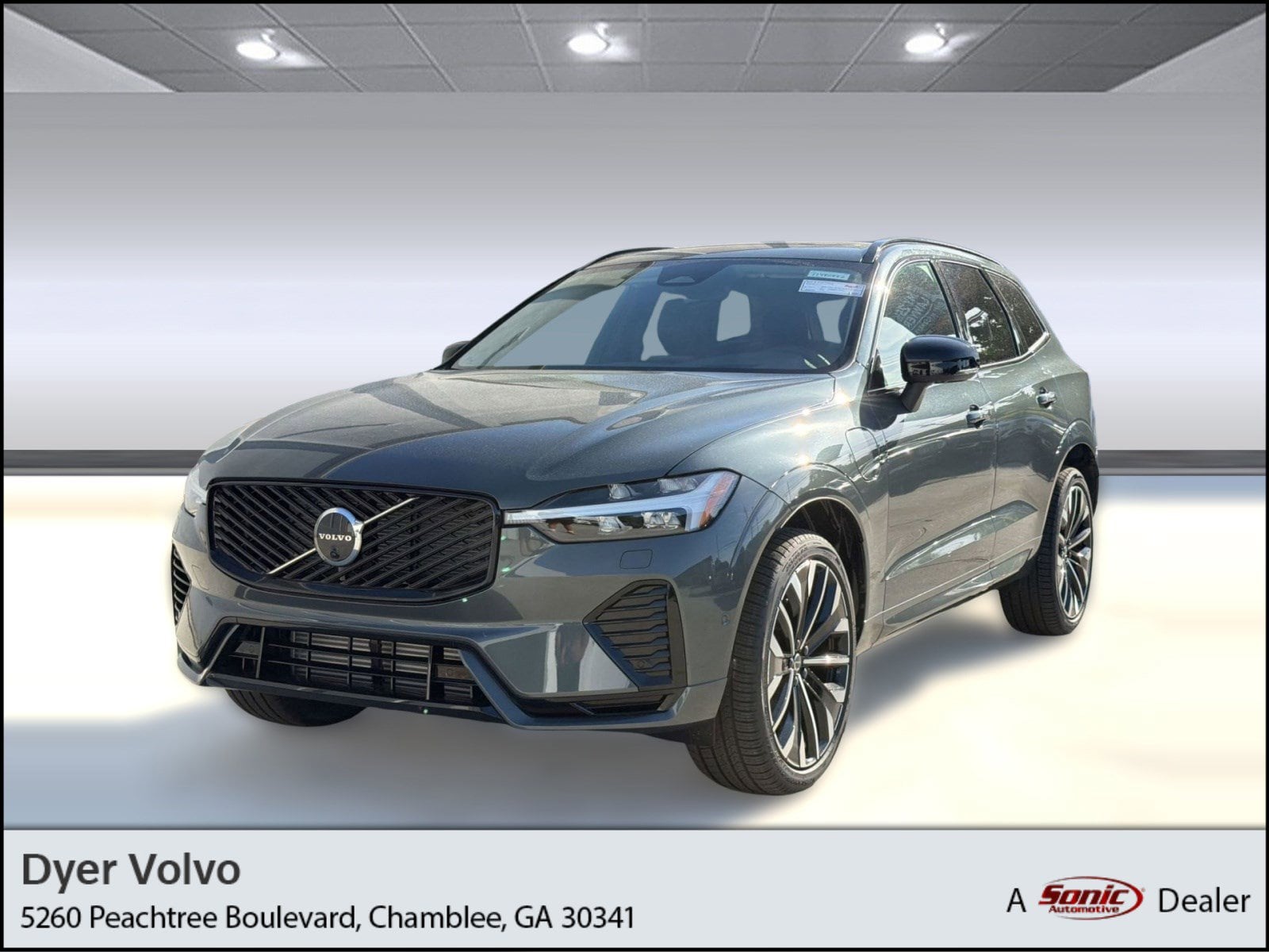 2026 Volvo XC60 plug-in hybrid SUV 