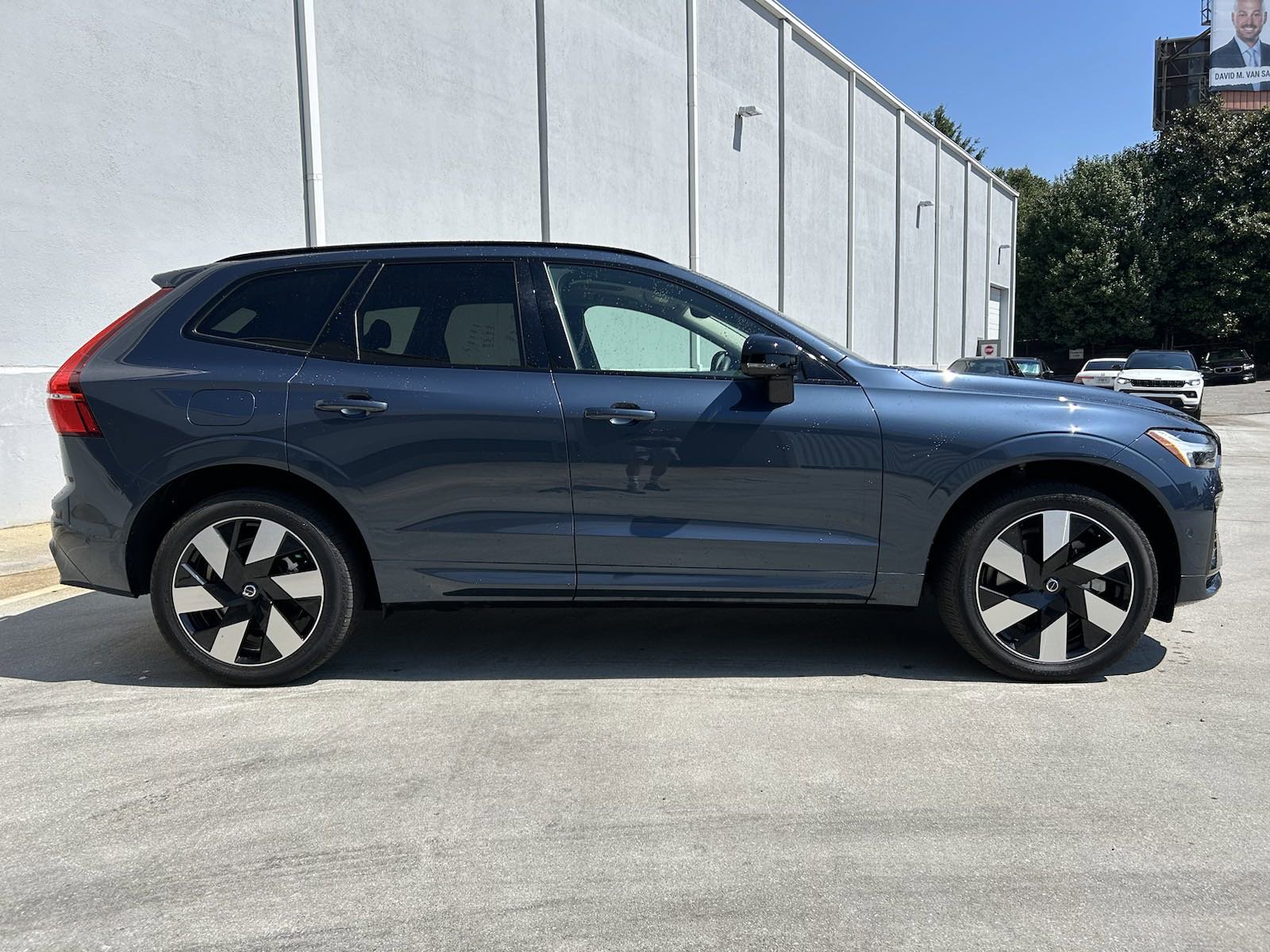 Used 2024 Volvo XC60 Plus with VIN YV4H60DL1R1756270 for sale in Chamblee, GA