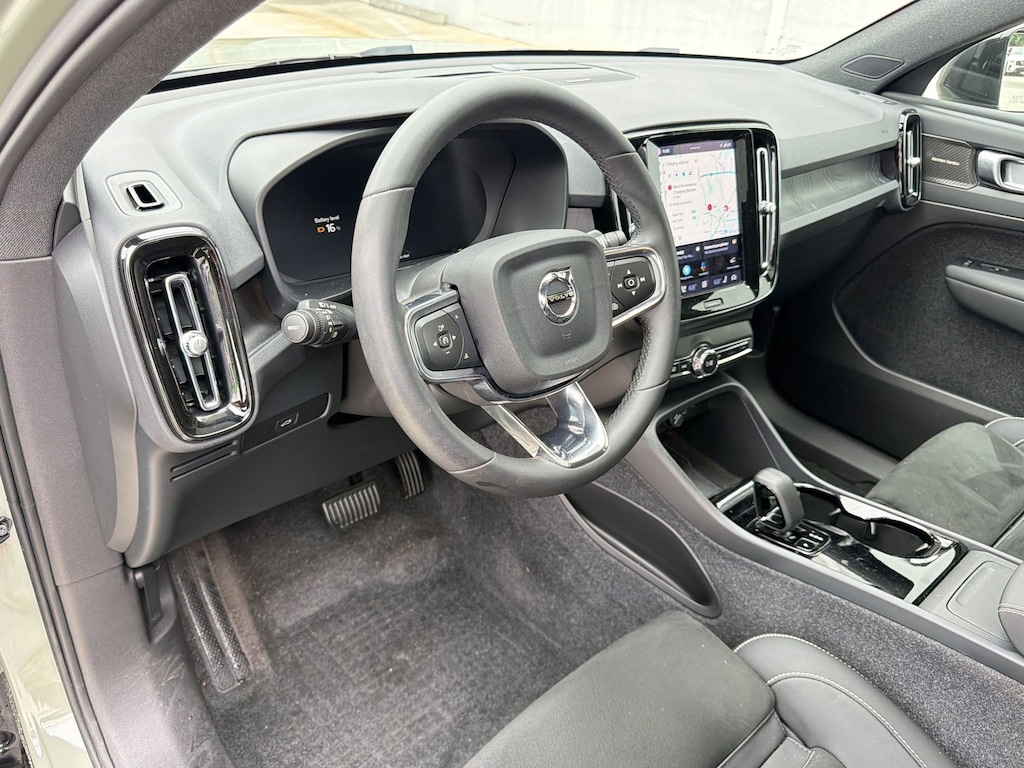 Used 2023 Volvo C40 Recharge Pure Electric Ultimate SUV