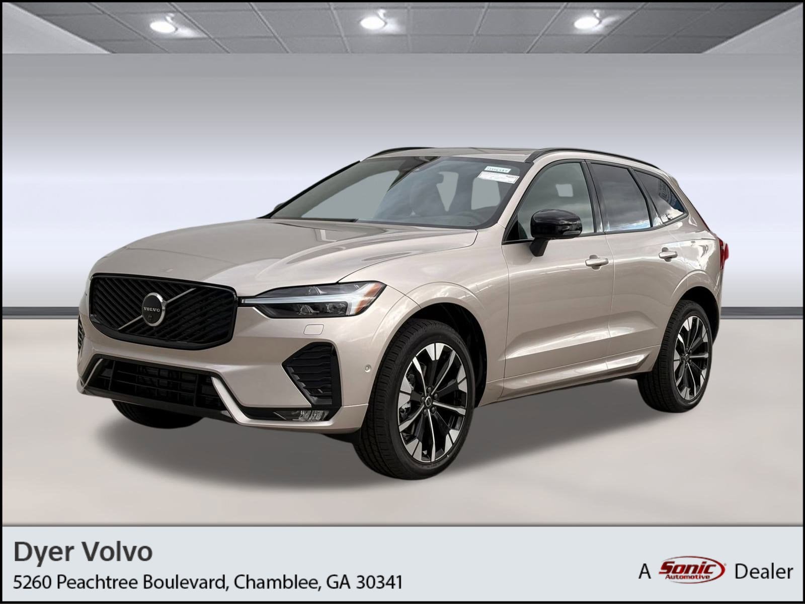 2026 Volvo XC60 Plus's photo
