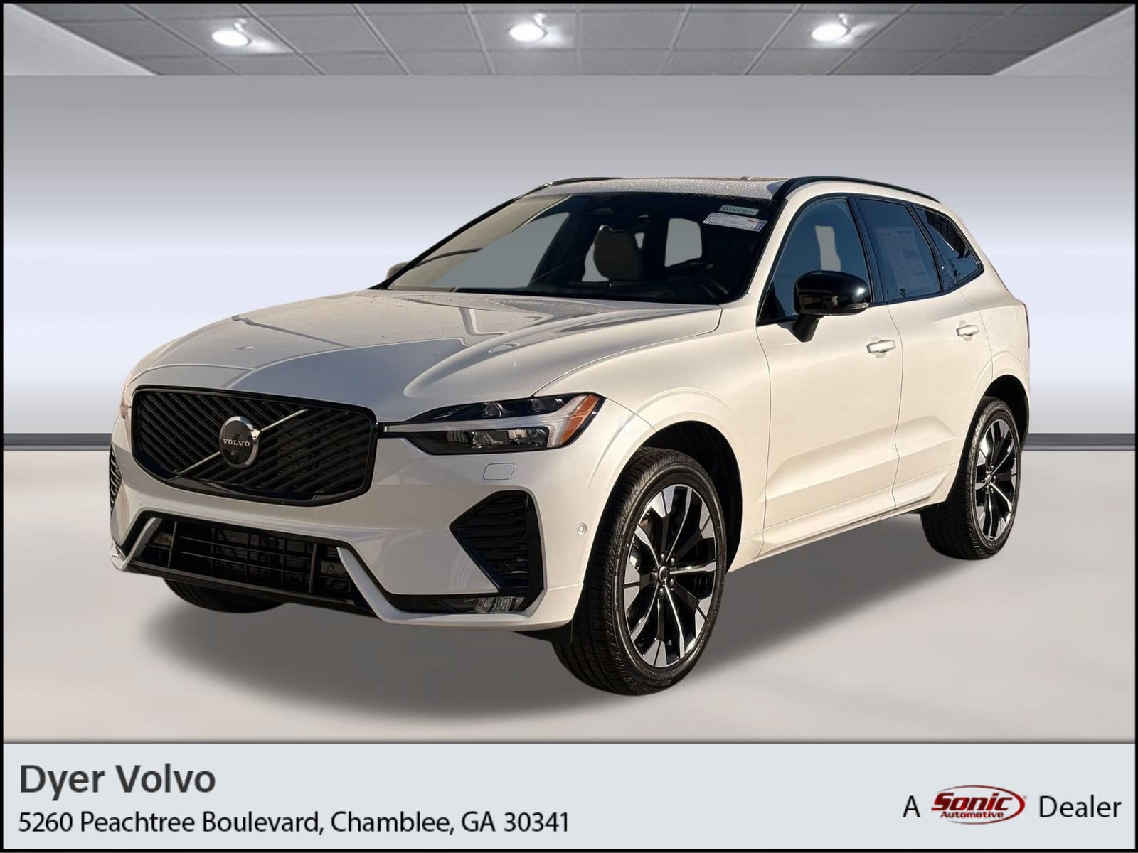 2026 Volvo XC60 Plus's photo