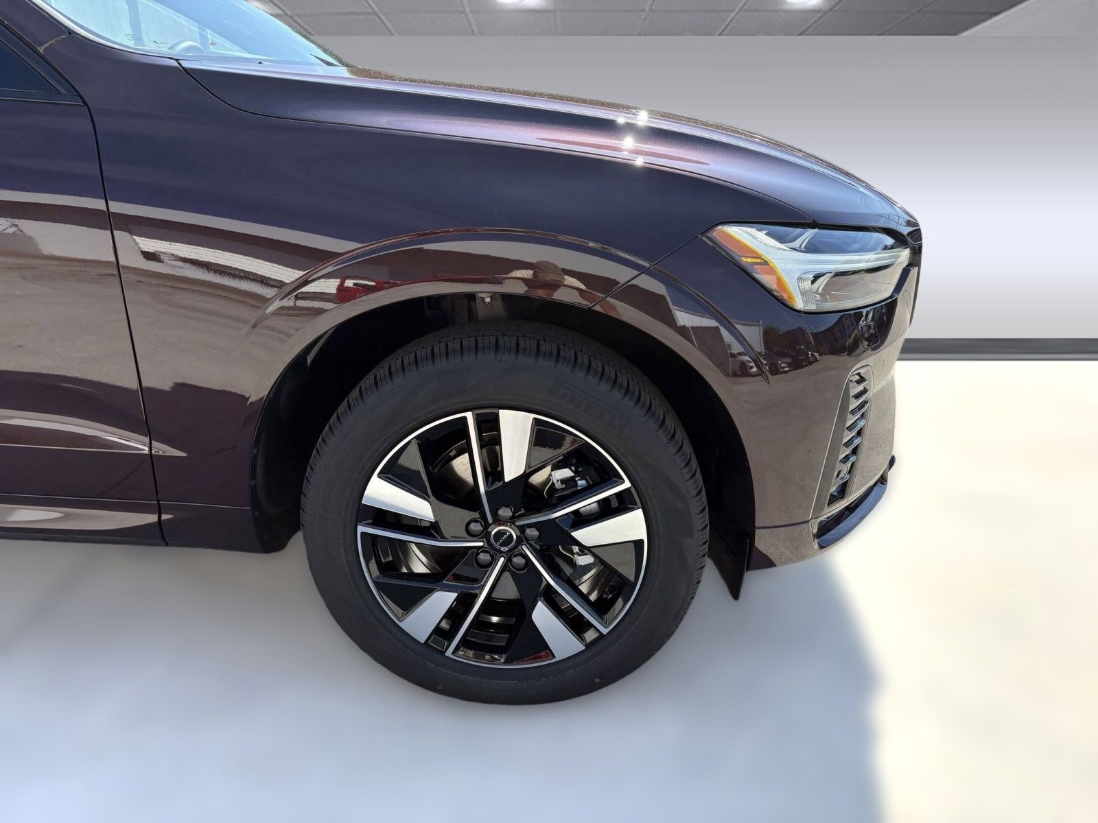 2026 Volvo XC60 Core - Photo 11