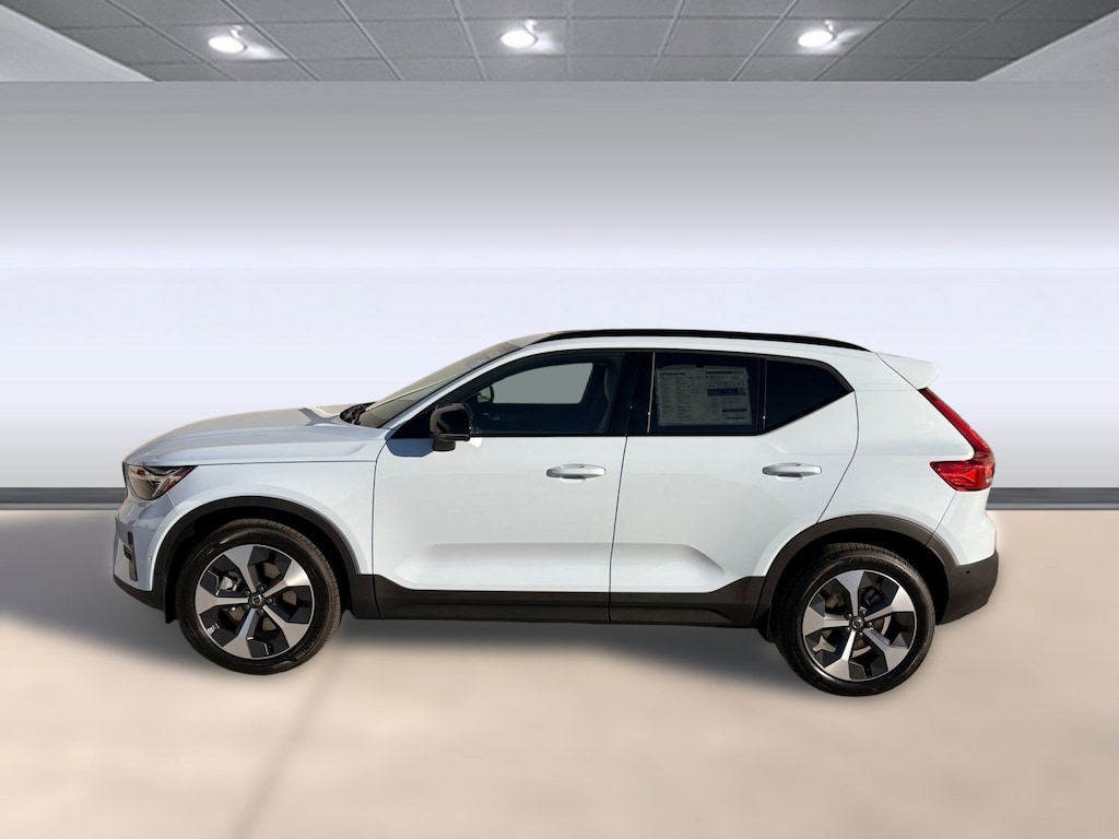 New 2026 Volvo XC40 B5 Plus SUV