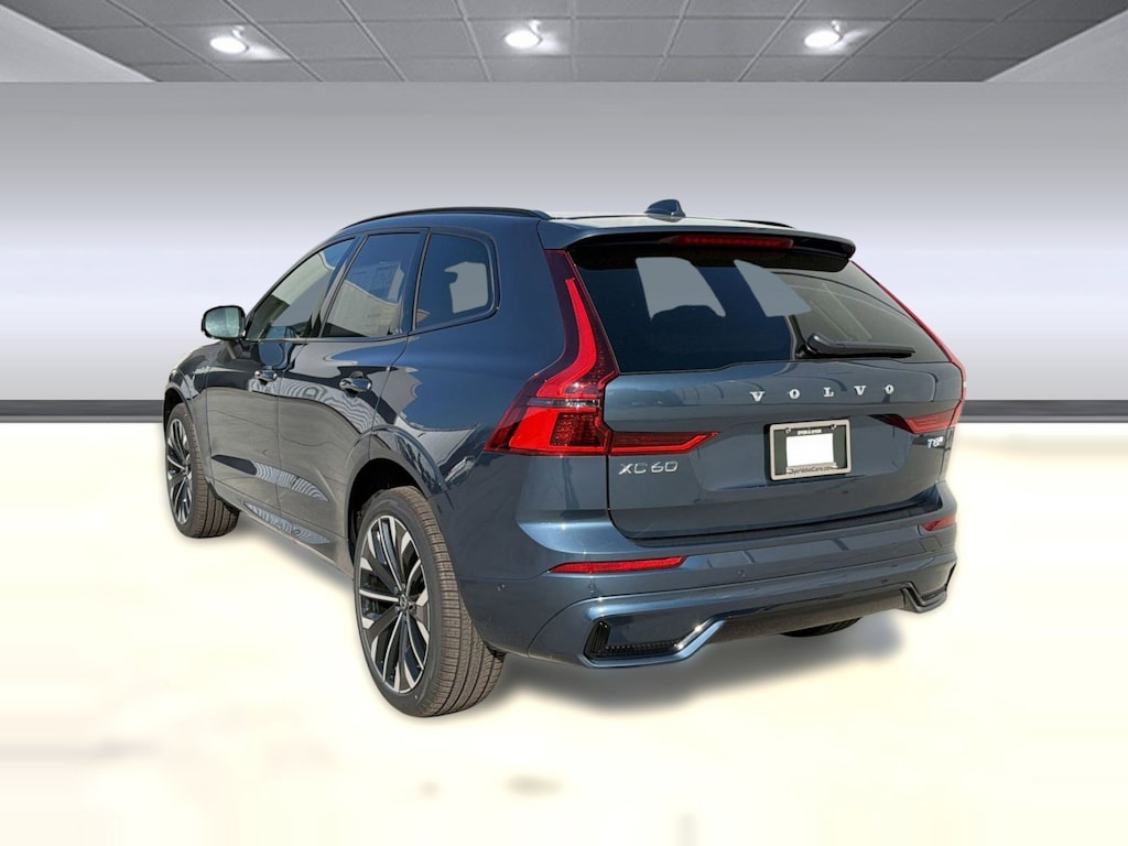 New 2026 Volvo XC60 plug-in hybrid T8 Ultra SUV