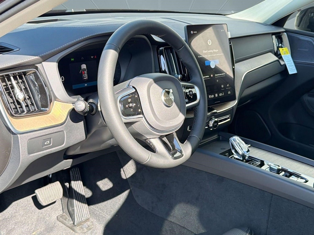 New 2026 Volvo XC60 B5 Ultra SUV